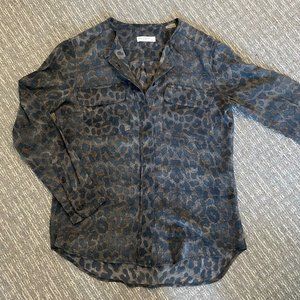 Equipment silk blouse leopard pattern
